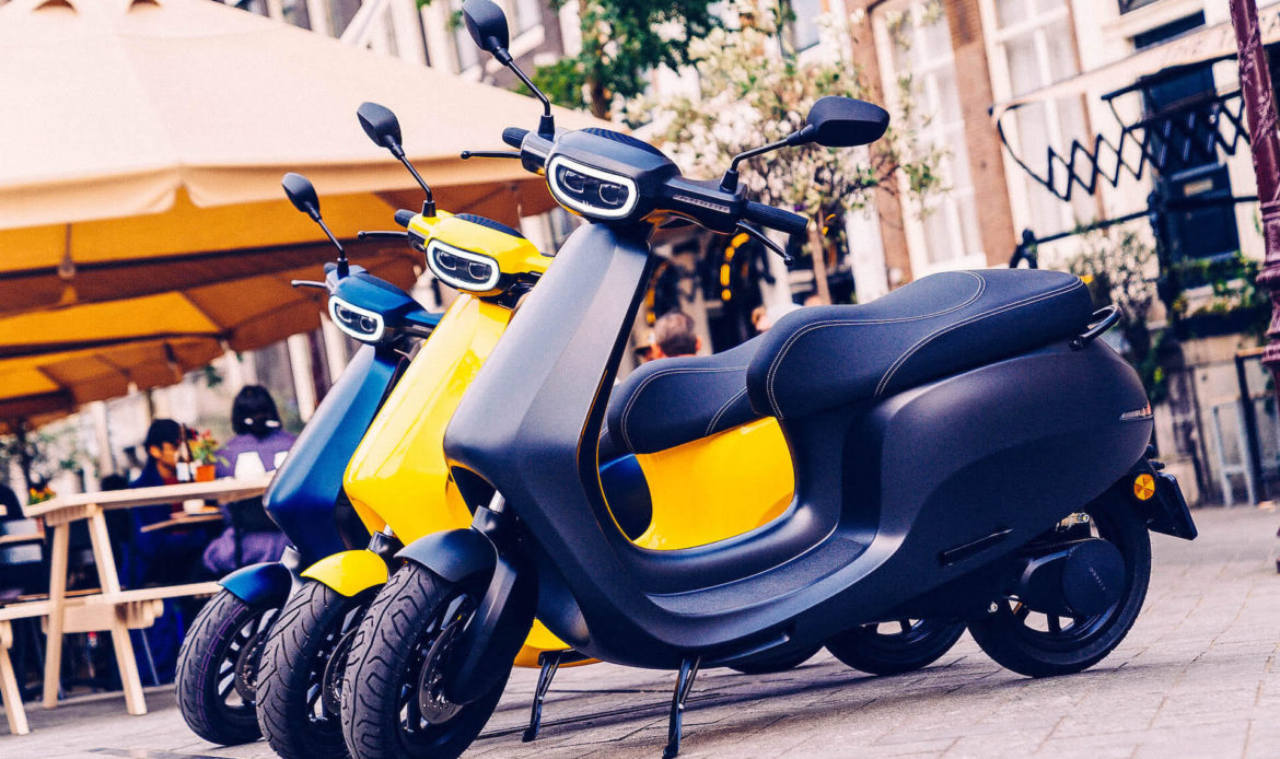 Etergo Appscooter . Lo scooter elettrico da 240 km di  autonomia.