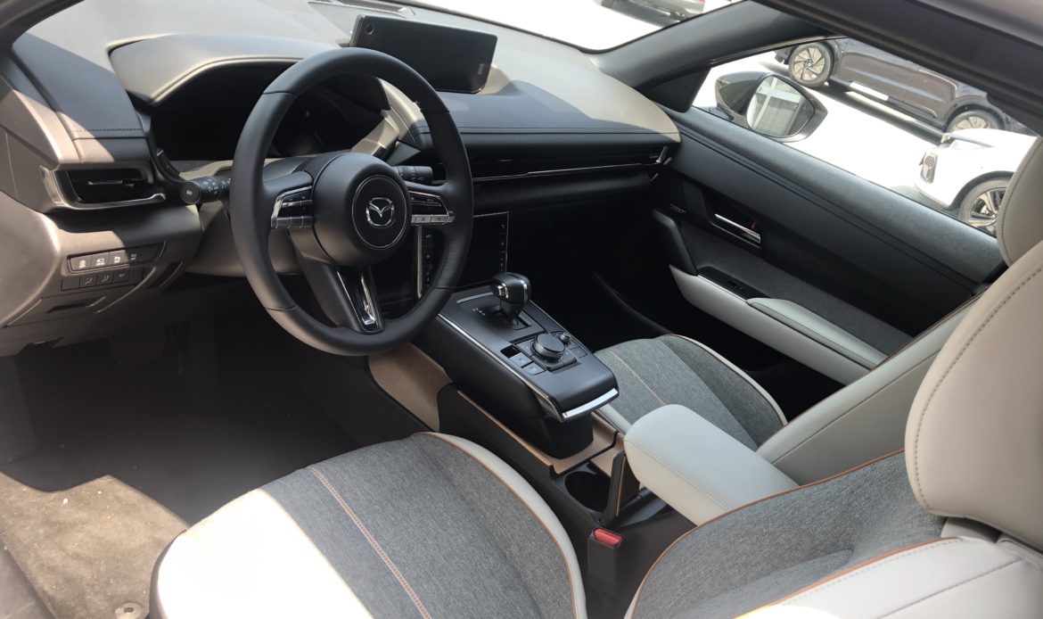 Mazda MX-30 sarà disponibile per test drive in tour “MX-30 TEST & DRIVE”